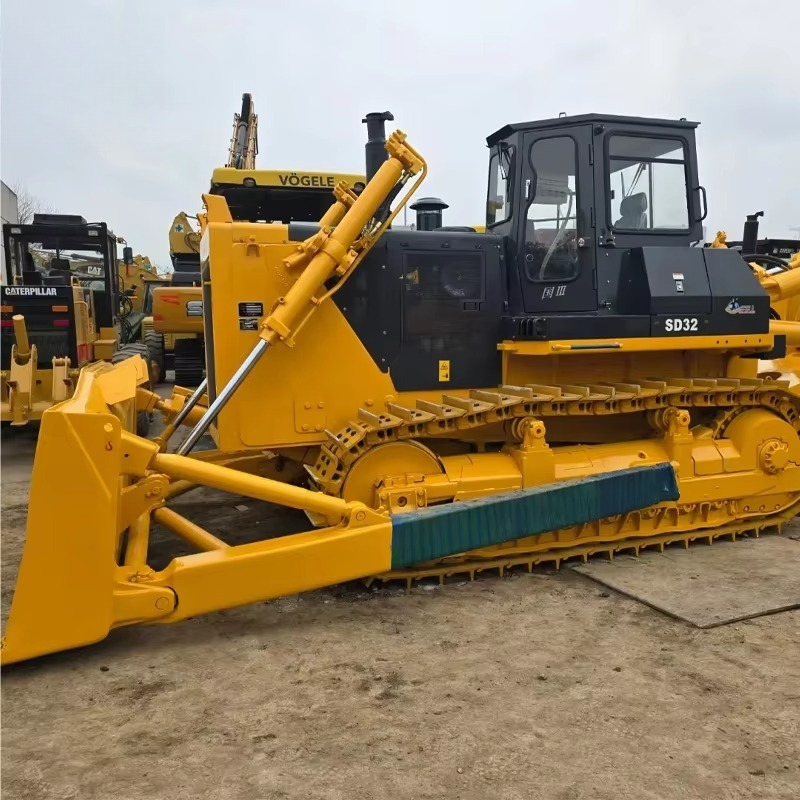 Buldożer gąsienicowy SEM818F o – Heavy Equipment Bulldozer recenzja i cena